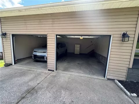 Exterior - 142 Pine Ln, Barnesville, OH 43713 photo 10 of 10