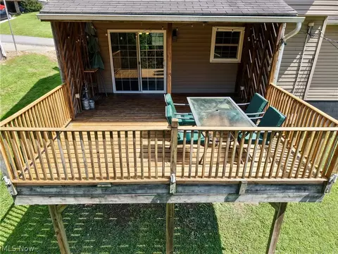 Exterior - 142 Pine Ln, Barnesville, OH 43713 photo 9 of 10