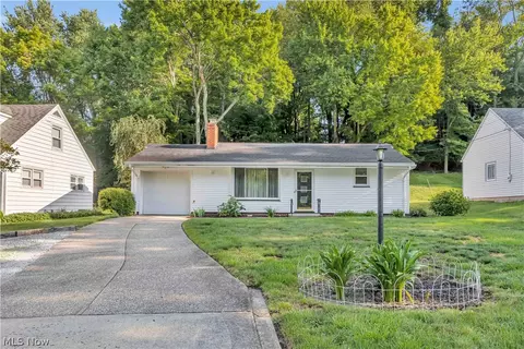 1547 49th St, Canton, OH 44709
