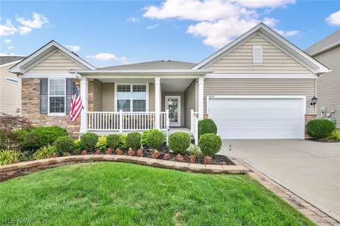 8139 Castleton Dr, Mentor, OH 44060