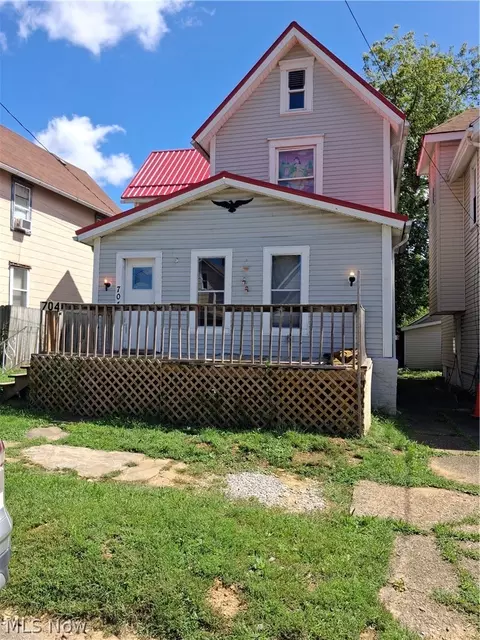 704 Smith Ave SW, Canton, OH 44706