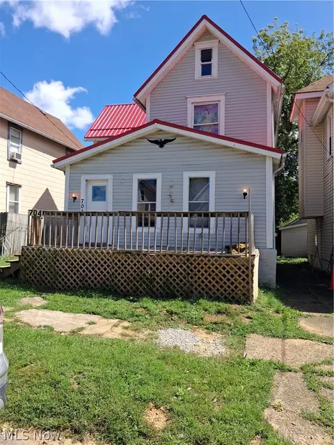 704 Smith Ave SW, Canton, OH 44706