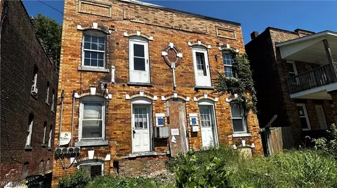 1055 Addison Rd, Cleveland, OH 44103
