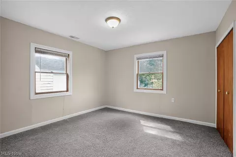 Bedroom - 1112 Danforth Rd, Akron, OH 44312 photo 2 of 8