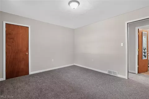 Bedroom - 1112 Danforth Rd, Akron, OH 44312 photo 3 of 8