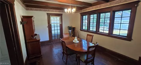 Dining - 1518 Middle Ave, Elyria, OH 44035 photo 1 of 3