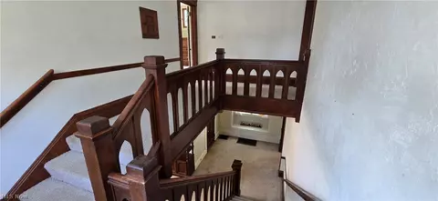 Entry Way - 1518 Middle Ave, Elyria, OH 44035 photo 5 of 10