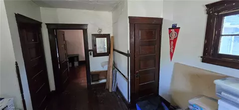 Entry Way - 1518 Middle Ave, Elyria, OH 44035 photo 10 of 10