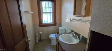 Bath - 1518 Middle Ave, Elyria, OH 44035 photo 1 of 2