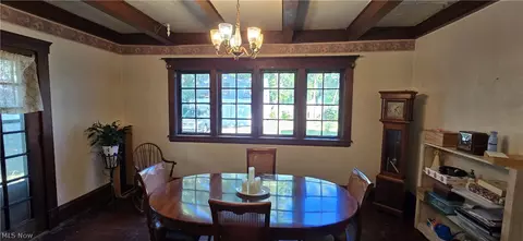 Dining - 1518 Middle Ave, Elyria, OH 44035 photo 2 of 3
