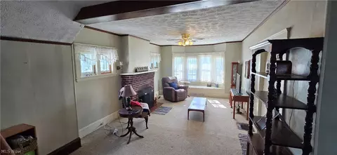 Living - 1518 Middle Ave, Elyria, OH 44035 photo 3 of 3