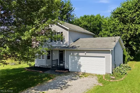 3127 Acuminata Dr, West Salem, OH 44287