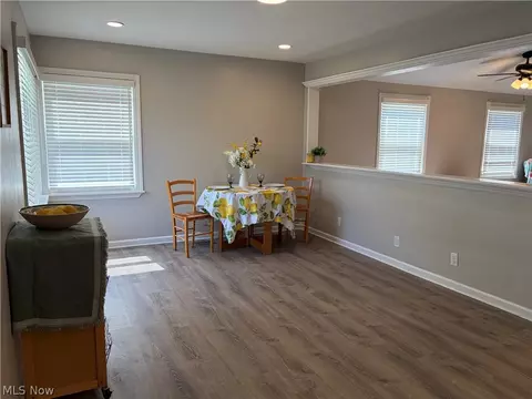 Dining - 921 Norman Ave, Ashtabula, OH 44004 photo 1 of 1
