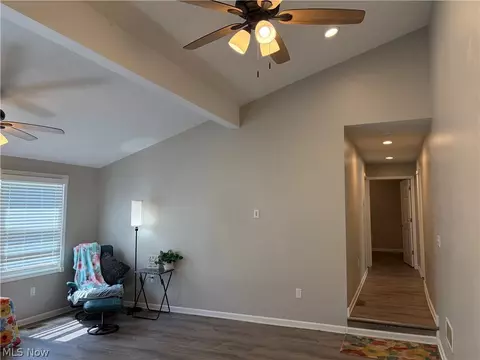 Entry Way - 921 Norman Ave, Ashtabula, OH 44004 photo 5 of 7