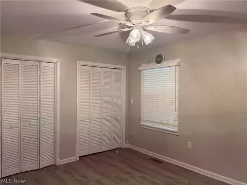 Bedroom - 921 Norman Ave, Ashtabula, OH 44004 photo 2 of 3