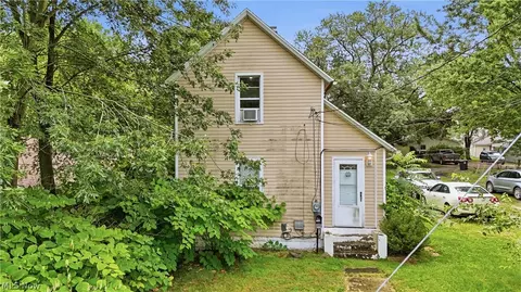 1116 Mcintosh Ave, Akron, OH 44314