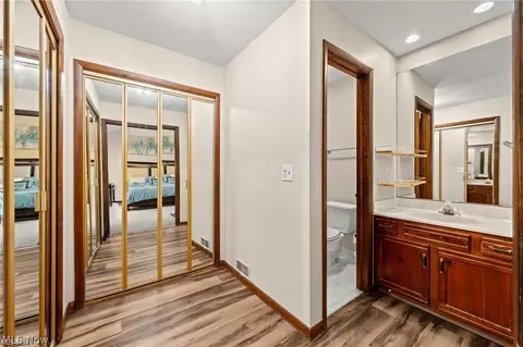 5062 Lansdowne Dr, Solon, OH 44139 photo 35