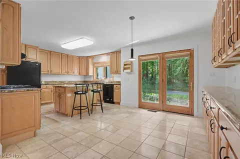 Kitchen - 4389 Everett Rd, Richfield, OH 44286 photo 1 of 4