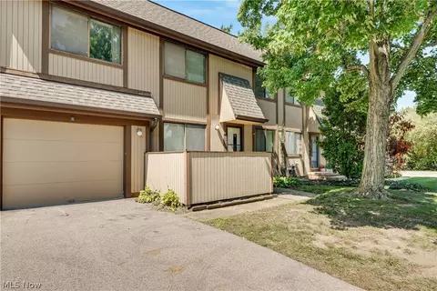 35007 S Turtle Trl #A, Willoughby, OH 44094