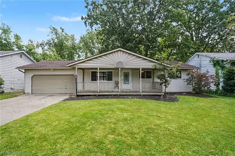 839 Sheffield Rd, Sheffield Lake, OH 44054