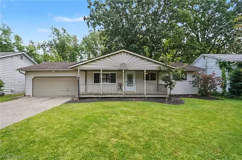 839 Sheffield Rd, Sheffield Lake, OH 44054