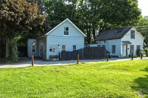1963 Fulton Pl, Cleveland, OH 44113