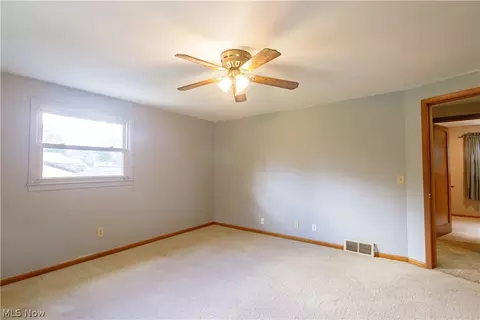 Bedroom - 1416 Dunkeith Dr NW, Canton, OH 44708 photo 4 of 14