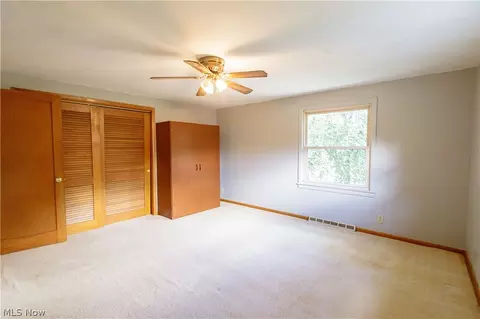 Bedroom - 1416 Dunkeith Dr NW, Canton, OH 44708 photo 1 of 14