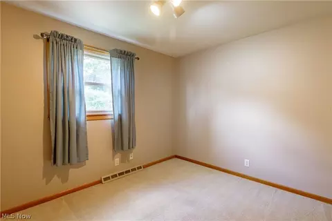 Bedroom - 1416 Dunkeith Dr NW, Canton, OH 44708 photo 10 of 14
