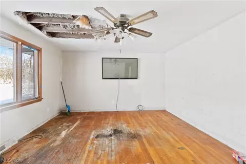 1921 W 30th St, Lorain, OH 44052 photo 10
