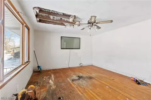 1921 W 30th St, Lorain, OH 44052 photo 6