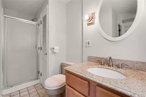 Bath - 7550 Beverly Dr, Independence, OH 44131 photo 3 of 4