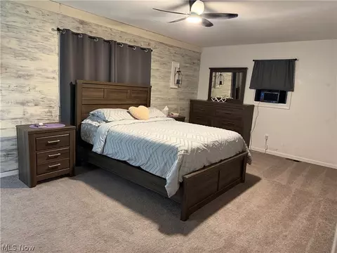 Bedroom - 6206 Downs Rd NW, Warren, OH 44481 photo 1 of 4
