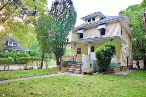 9501 Yale Ave, Cleveland, OH 44108
