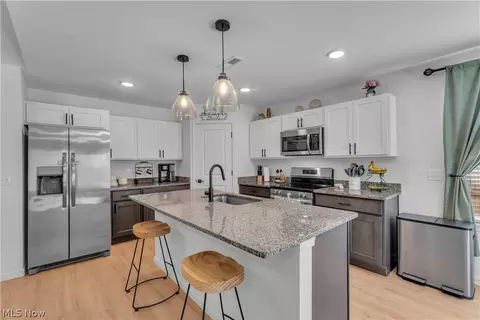 Kitchen - 19 Third Ave, Berea, OH 44017 photo 2 of 3