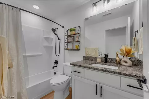 Bath - 19 Third Ave, Berea, OH 44017 photo 1 of 1