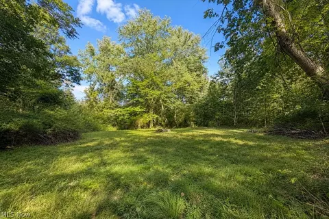 Exterior - 795 Meadowlark Rd, Painesville, OH 44077 photo 5 of 7