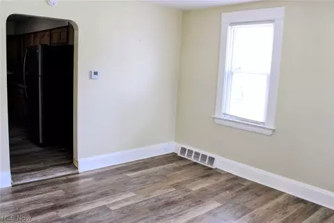 Living - 1733 Robindale St, Wickliffe, OH 44092 photo 4 of 4