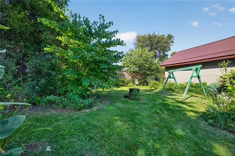 Exterior - 5637 Shepard Rd, Ashtabula, OH 44004 photo 8 of 10