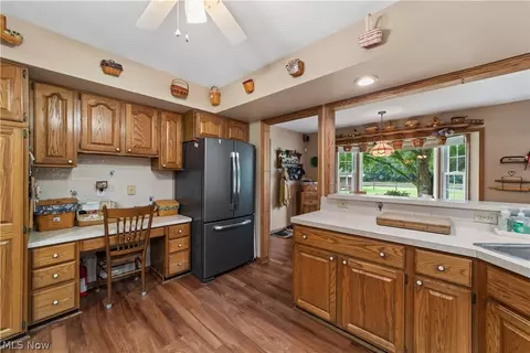 Kitchen - 42479 Adelbert St, Elyria, OH 44035 photo 3 of 4