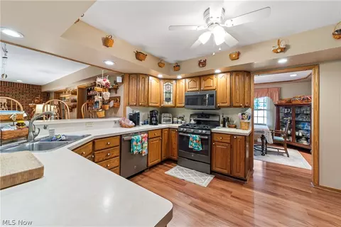 Kitchen - 42479 Adelbert St, Elyria, OH 44035 photo 1 of 4