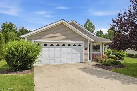 4973 Kennebank Ln, Medina, OH 44256