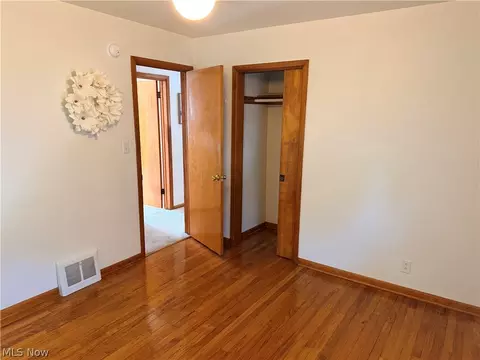 Bedroom - 3846 E 365th St, Willoughby, OH 44094 photo 1 of 2