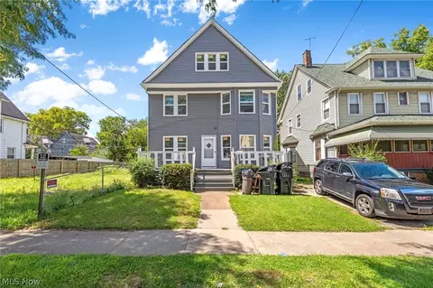 2216 E 82nd St, Cleveland, OH 44103