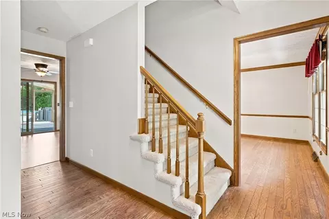 Entry Way - 169 Taylor Blvd, Lagrange, OH 44050 photo 3 of 5