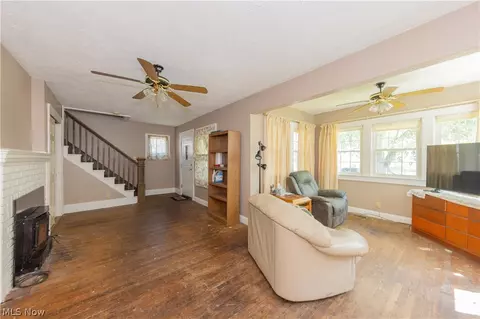 324 Montrose Ave, Akron, OH 44310 photo 6