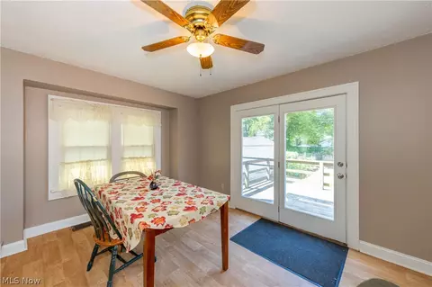 324 Montrose Ave, Akron, OH 44310 photo 8