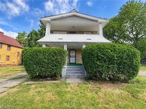 11313 Continental Ave, Cleveland, OH 44104