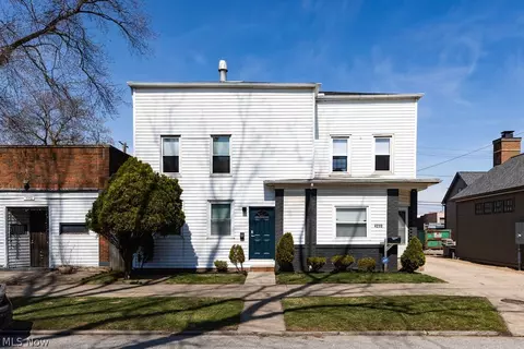 4210 Clinton Ave, Cleveland, OH 44113