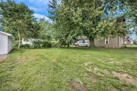 Exterior - 903 W 58th St, Ashtabula, OH 44004 photo 4 of 4